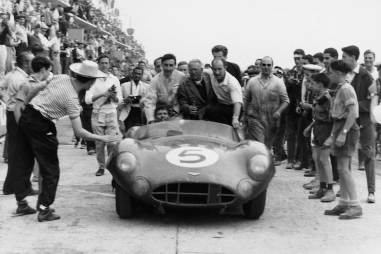 Vorbild der Serie: Carroll Shelby siegte 1959 in Le Mans