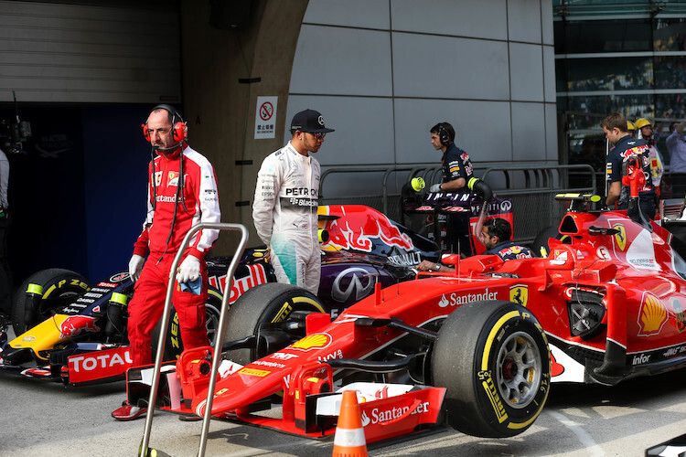 Seit Jahren guckt sich Lewis Hamilton an, was Ferrari so macht