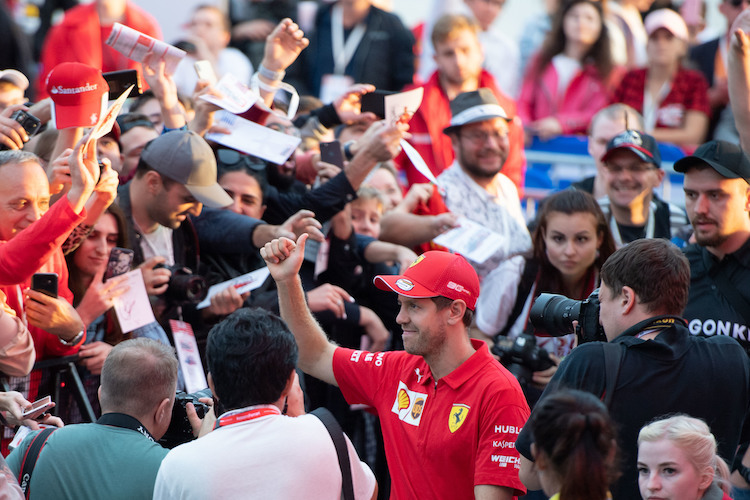 Sebastian Vettel weiss, wie wichtig die Fans an der Strecke sind