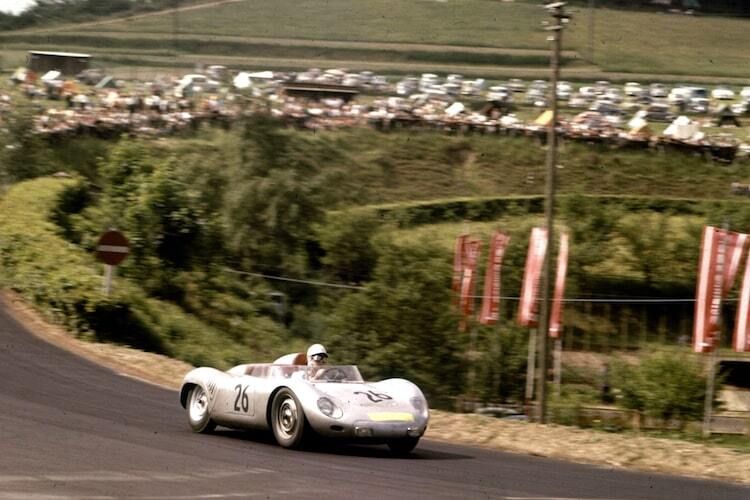 Wolfgang Graf Berghe von Trips mit Porsche 1959 auf dem Nürburgring