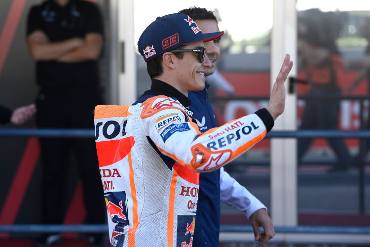 Marc Márquez grüßt seine Fans