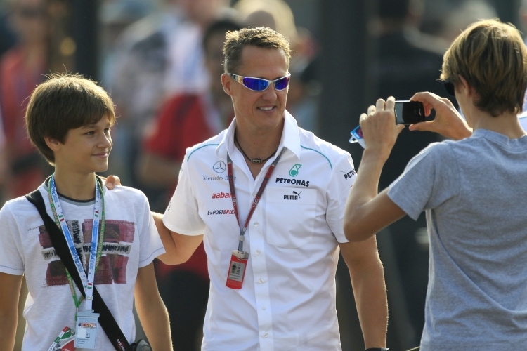 Michael Schumacher & zwei Fans