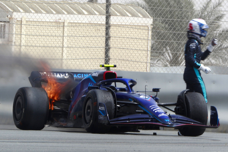 Williams beim Bahrain-Test in Schwierigkeiten, Nicholas Latifi holt Hilfe