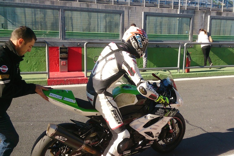 Ondrej Jezek fuhr zwei Tage in Vallelunga die Kawasaki ZX-6R vom Team Go Eleven