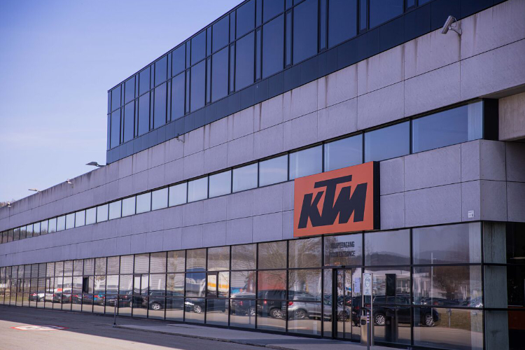 Die KTM AG kämpft gegen die Zahlungsunfähigkeit