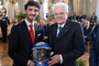 Bagnaia mit Spezialhelm bei Präsident Mattarella