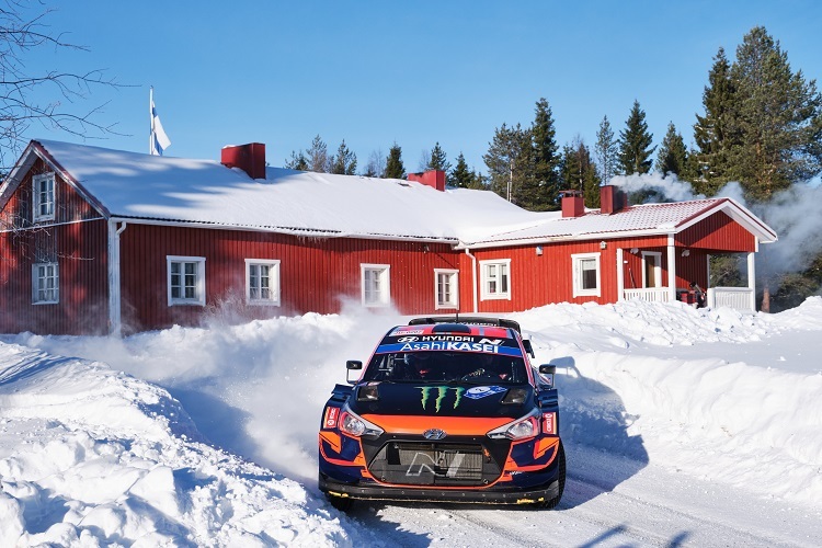 Oliver Solberg beim WRC-Debüt in Lappland