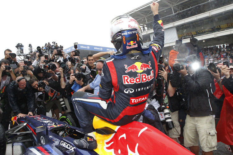 Sebastian Vettel zitterte sich auf Platz 6 zum Titelgewinn