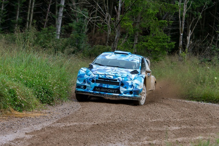 Der Ford Fiesta RS WRC 2017 beim Test