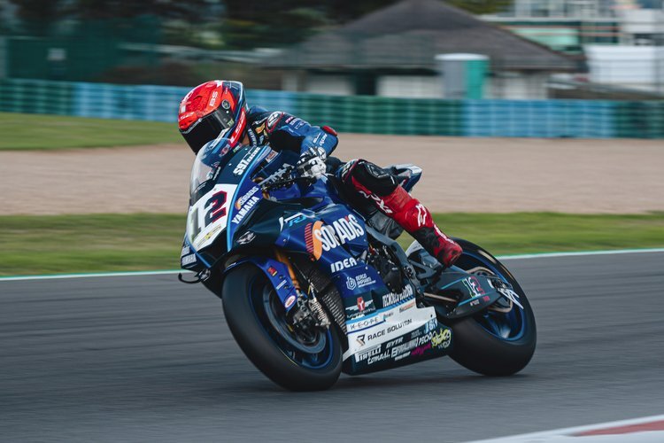 Yamaha-in-Superbike-WM-2026-Sperrt-Motoxracing-zu-