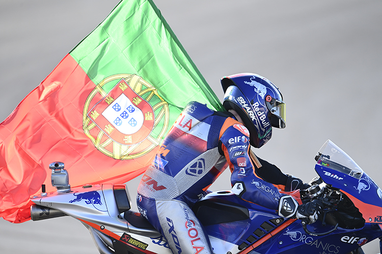 Die portugiesische Flagge weht selten in der MotoGP. 