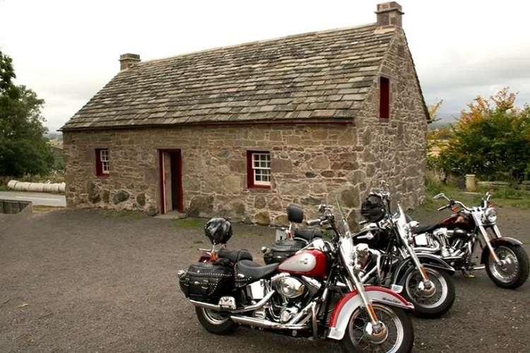 Gerettet vor dem Abriss: Das Cottage in Schottland, in dem die Davidson-Grosseltern lebten, bevor sie in die USA auswanderten