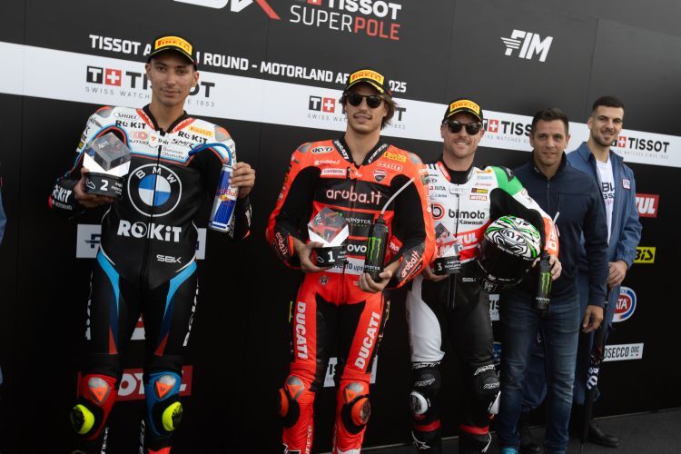 Superpole - Toprak Razgatlioglu, Nicolò Bulega & Alex Lowes