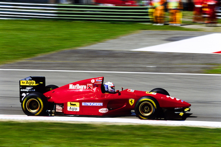 Nicola Larini im Ferrari