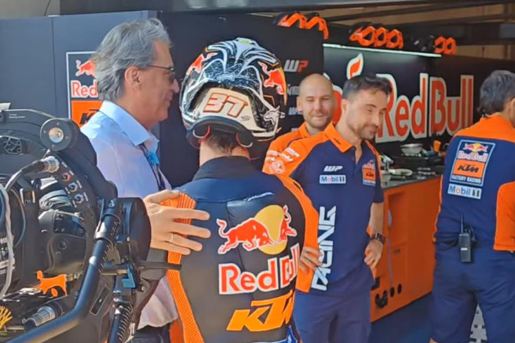Stefan Pierer freute sich mit Pedro Acosta