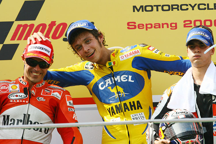 2006 siegte Valentino Rossi in Malaysia nach einem harten Kampf gegen Loris Capirossi, Rookie Pedrosa stand ebenfalls auf dem Podest