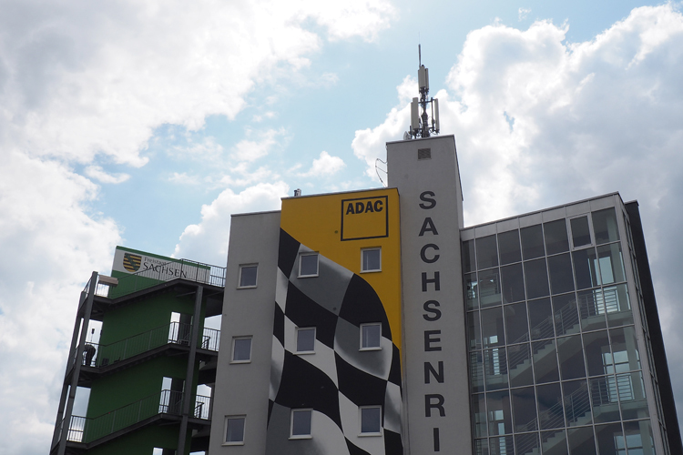 IDM Sachsenring 2023 – Eine Runde Fahrerlager