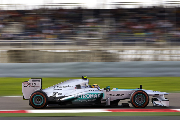 Lewis Hamilton im Mercedes-Silberpfeil