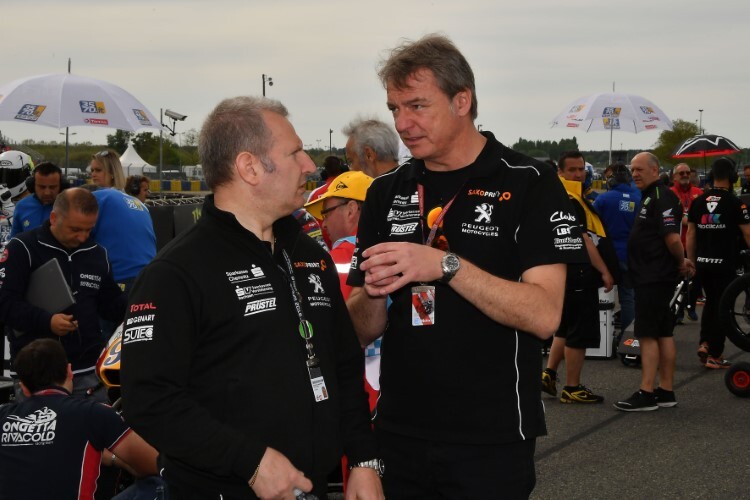Peugeot-Manager Enrico Pellegrino mit Teammanager Terrell Thien