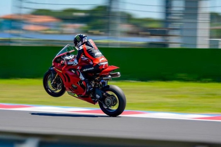 Francesco Bagnaia: Training in Misano auf einer 220 PS starken Ducati-Panigale
