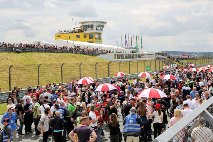Mehr als 30.000 Motorsport-Fans verfolgten die ADAC Sachsenring Classic im vergangenen Jahr