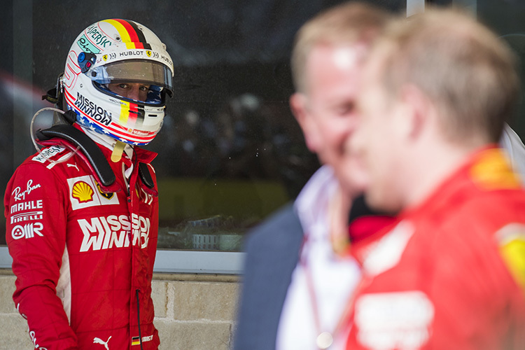 Kimi siegt in Texas, Vettel nur Vierter, der Blick sagt alles