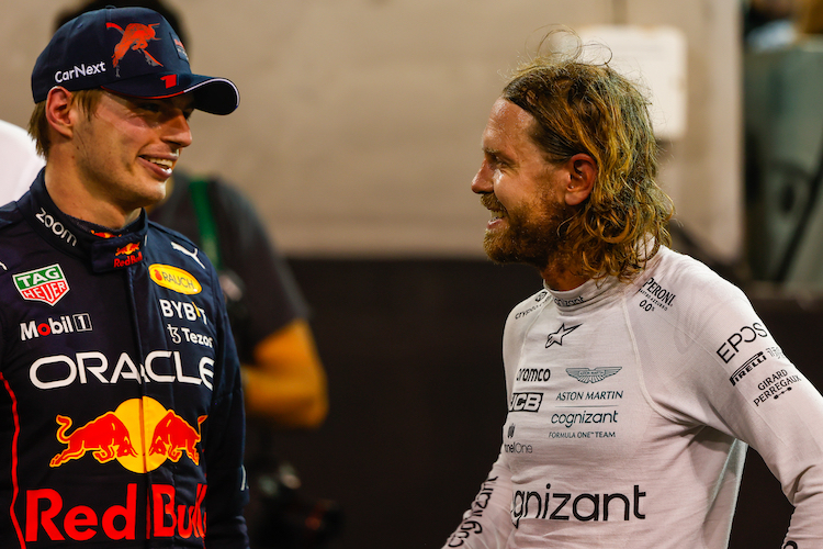 Max Verstappen und Sebastian Vettel 2022 in Abu Dhabi