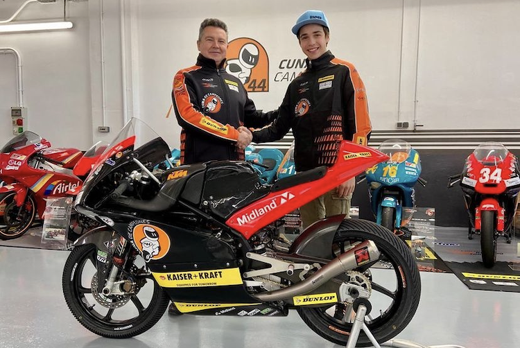 Noah Dettwiler startet 2022 im Team Cuna de Campeones in der Moto3 Junioren-WM