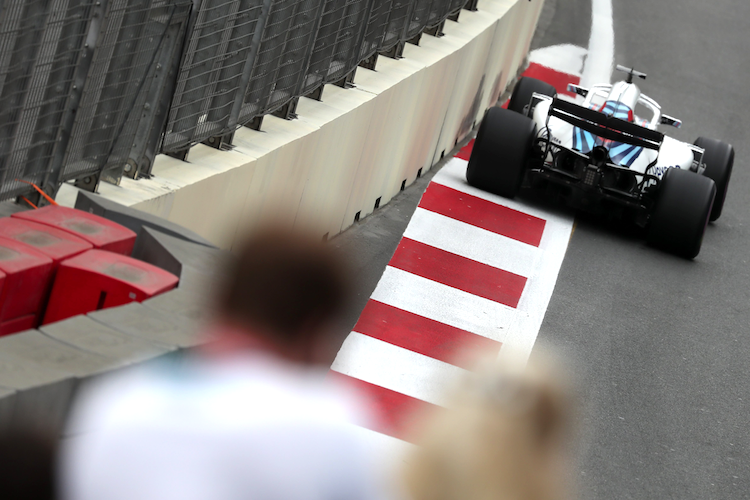 Williams erhält in Baku mehr Mercedes-Power