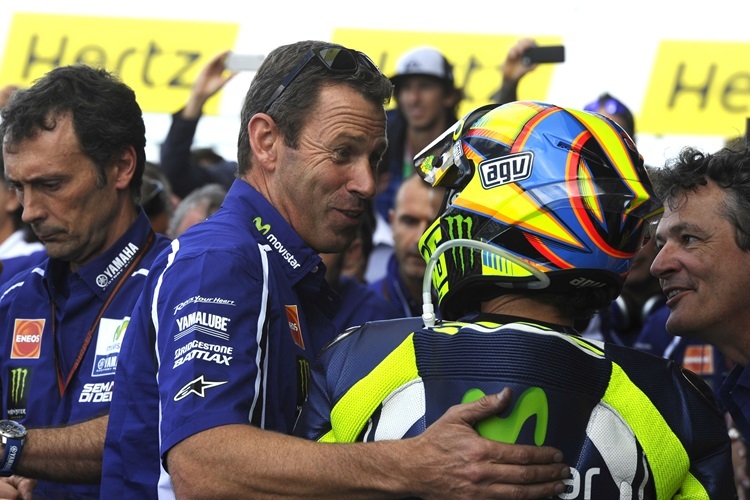 Valentino Rossi freut sich über Rang 3