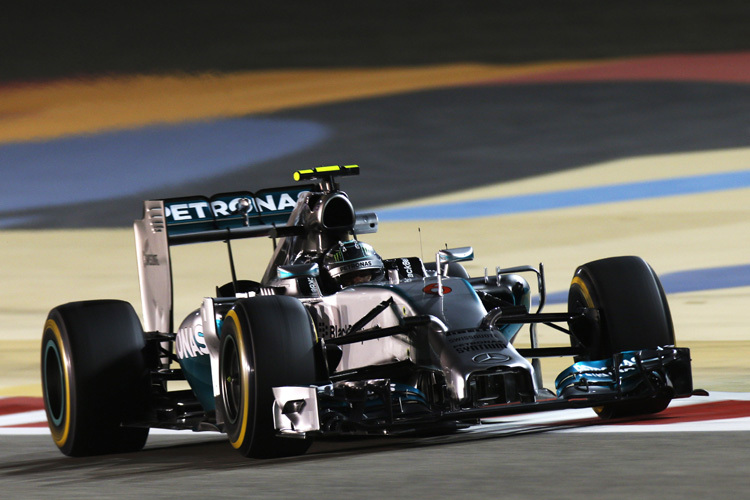 Nico Rosberg auf dem Weg zu seiner Bahrain-Pole