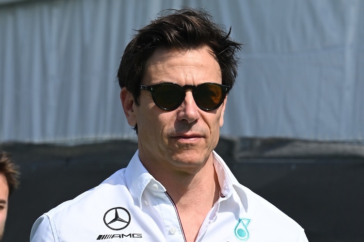 Mercedes-Teamchef Toto Wolff: «n den nächsten vier Rennen sollten wir einige gute Fortschritte machen können»