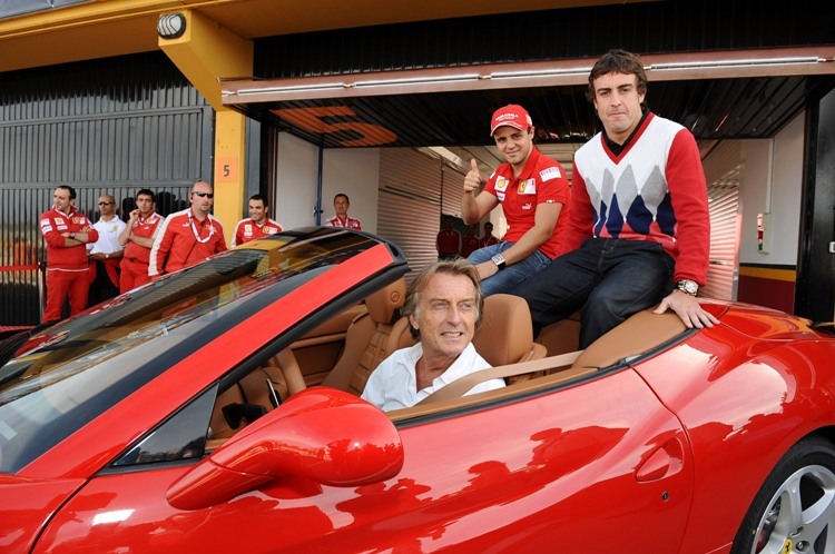 Bei Ferrari chauffiert der Chef seine Angestellen.