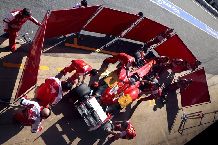 Das macht die Fans sauer: Ferrari versteckt sich