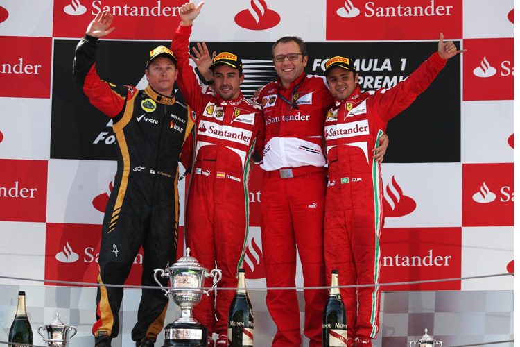 Das will Ferrari-Teamchef Stefano Domenicali sehen: Beide seiner Fahrer auf dem Podest