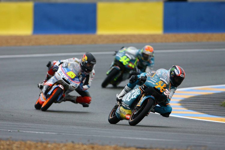 Bradley Smith vor Scott Redding