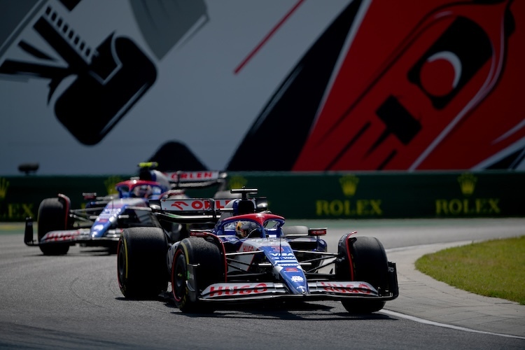 Daniel Ricciardo vor Yuki Tsunoda auf dem Hungaroring