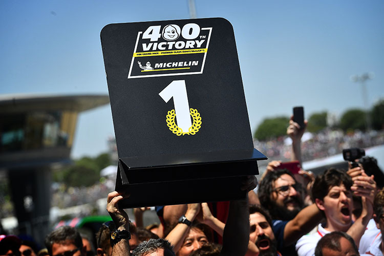 Marc Márquez holte den 400. GP-Sieg für Michelin