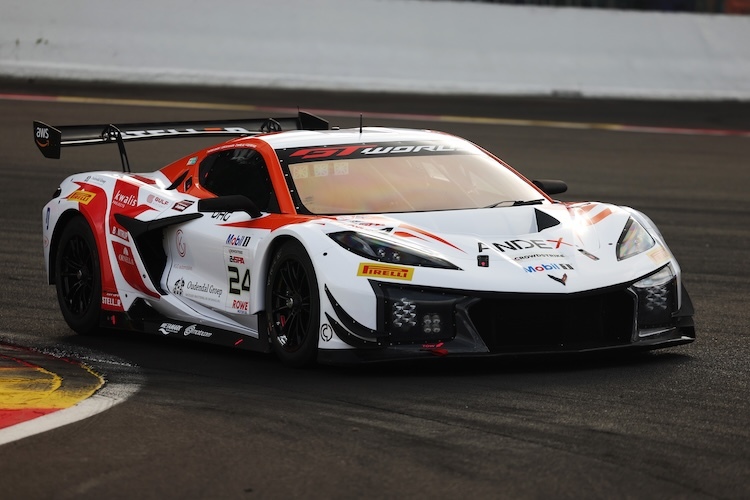 Comeback-Corvette-kehrt-auf-dem-N-rburgring-zur-ck