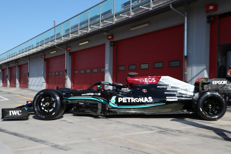 Lewis Hamilton testete am Dienstag für Pirelli in Imola