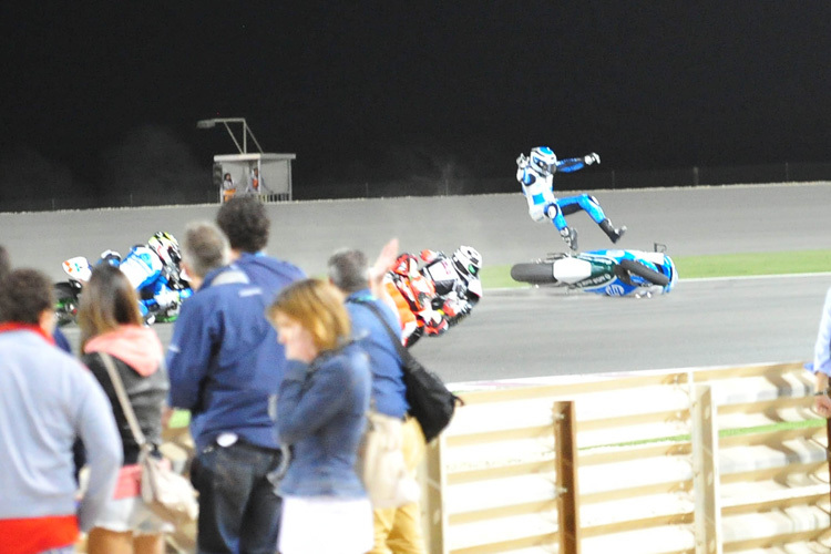 Moto2 - Axel Pons hoch in der Luft