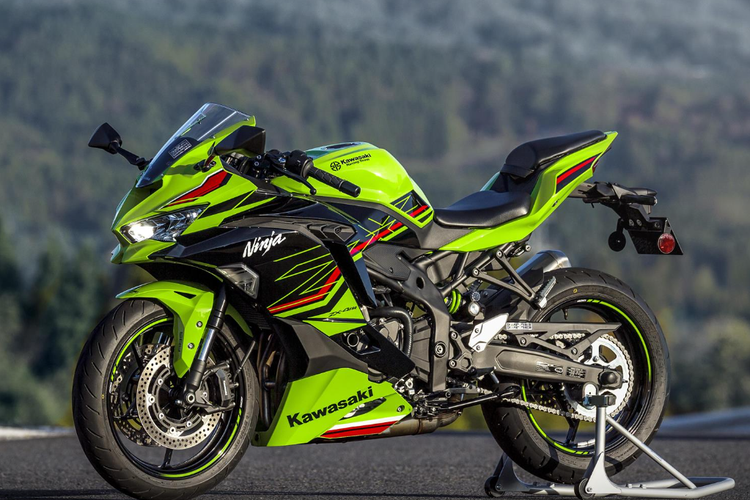 Das ist die neue Kawasaki ZX4-RR