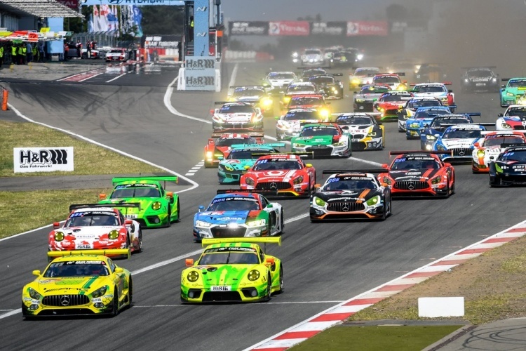 Die GT3-Fahrzeuge von Porsche, Audi, BMW und Mercedes-AMG waren schon bei den 24h am Nürburgring 2019 ganz vorne