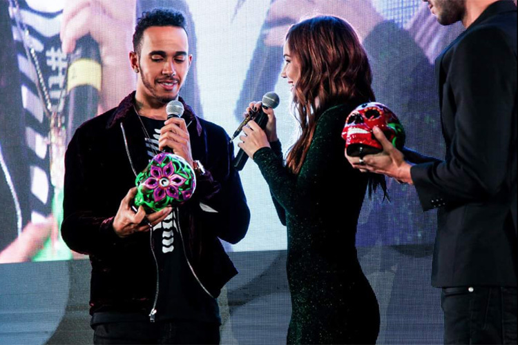 Lewis Hamilton bei der Mercedes-Party