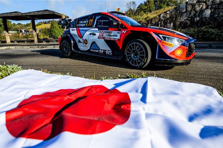 Ganz "Big in Japan" - vielleicht morgen als Weltmeister? Thierry Neuville