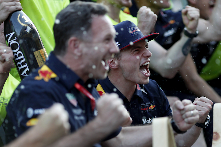 Horner ist sich sicher: Max Verstappen ist happy bei Red Bull Racing