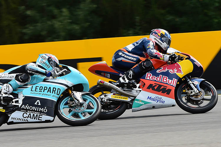 2016 werden Oliveira und Kent in der Moto2-Klasse Teamkollegen