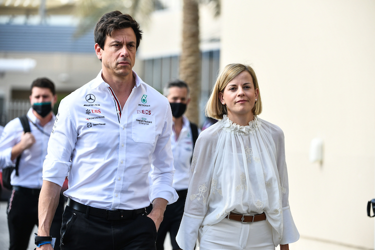 Mercedes-Motorsportdirektor Toto Wolff mit Frau Susie