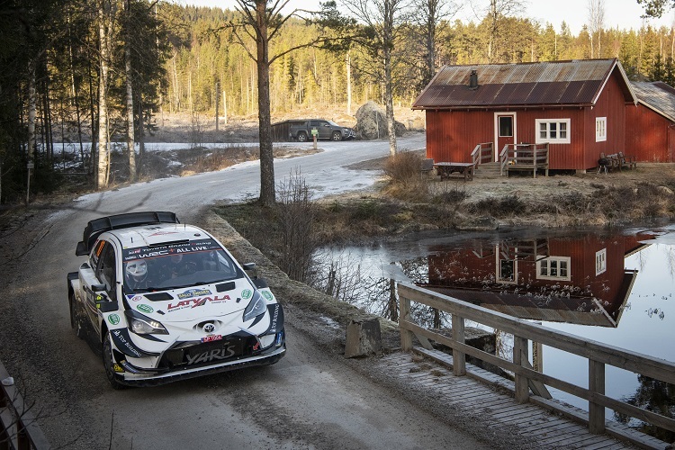 Jari-Matti Latvala 2020 mit dem privaten Toyota in Schweden