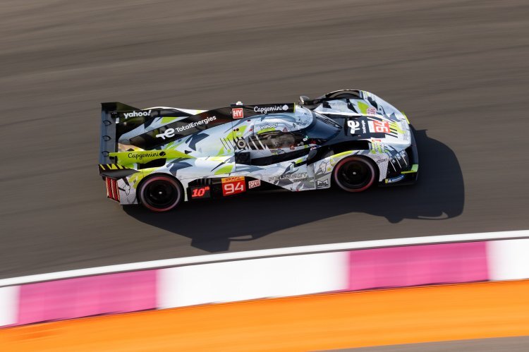 F-hrt-Nick-Cassidy-bald-das-Hypercar-9X8-von-Peugeot-